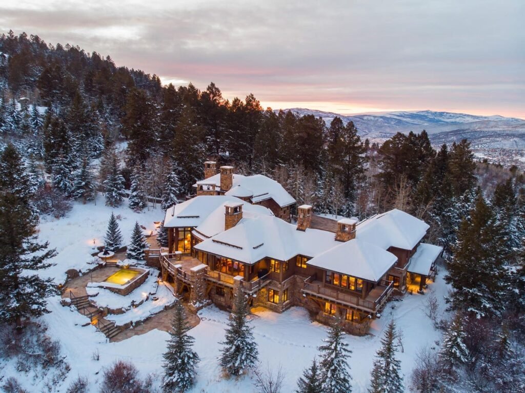 Inside a $16.85 million parkitecture-style ski resort home in Bachelor Gulch, Colorado