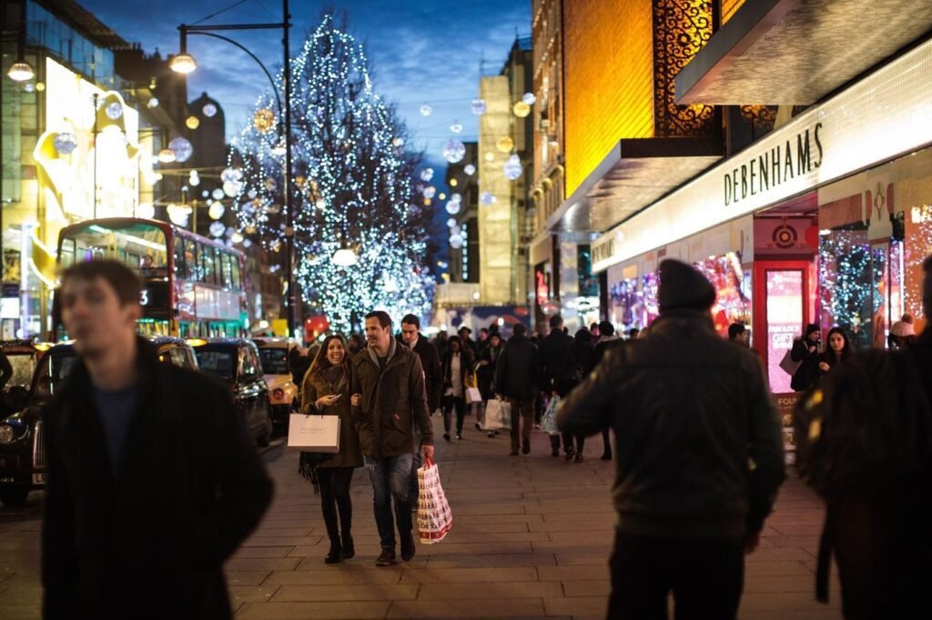 5 ways to make your business stand out this Christmas