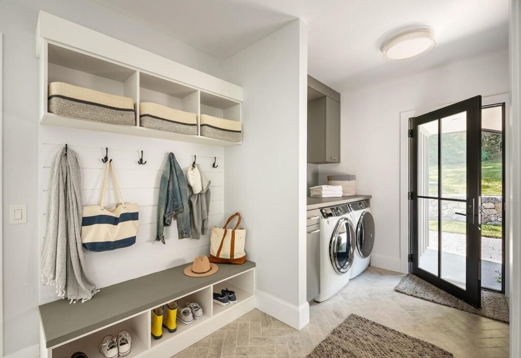 Wellness-Friendly Laundry and Mud Rooms: Forecasting Home Trends in 2024
